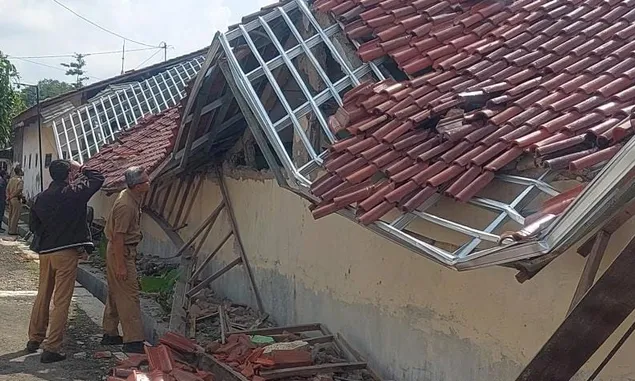Ambruknya Gedung SDN Pedeslohor 02 Tegal Diduga Kesalahan Perencanaan