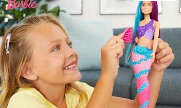 3 Tips Ampuh untuk Mengatasi Rambut Barbie yang Kusut