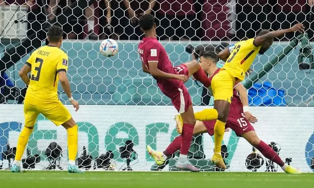 Sejarah Tercipta! Baru Kali Ini di Piala Dunia 2022 Qatar, Tuan Rumah Kalah di Laga Perdana