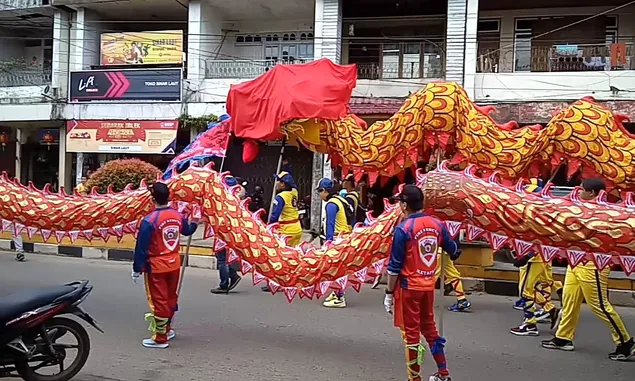 Apa Itu Ritual Naga Buka Mata dalam Perayaan Cap Go Meh? Berikut Rute Karnaval 26 Naga di Ketapang, Kalbar