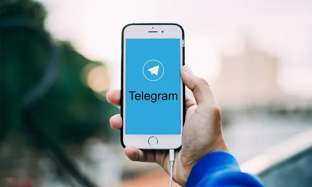 Tambahkan Kolom Terjemahan, Telegram Permudah Komunasi Orang-Orang yang Berbeda Bahas