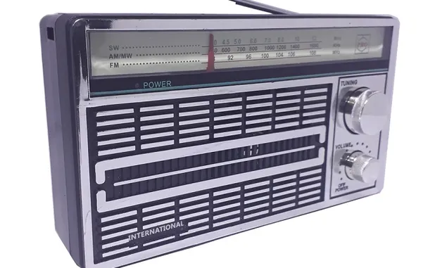 5 Rekomendasi Radio Portable Multifungsi, Cocok untuk Kondisi Darurat Hingga Outdoor 