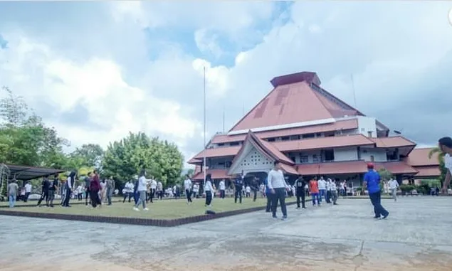MEMBANGGAKAN, Top 4 Universitas Terbaik di Jayapura Papua Tembus Rangking se Indonesia