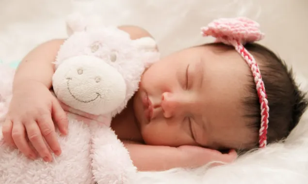 Arti Mimpi Punya Bayi Laki-laki Menurut Primbon, Psikologi dan Tafsir Al Ahlam