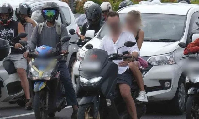 Turis Asing Banyak yang Berukah di Bali, Kemenparekraf Akan Tindak Tegas!