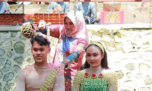Absen 2 Tahun, Pemkab Klaten Kembali Gelar Tradisi Padusan Diwarnai Kirab 21 Mata Air di OMAC