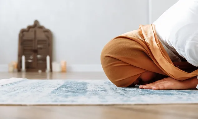 Bacaan Niat Sholat Tarawih Arab-Latin: Berjamaah Sebagai Imam dan Makmum, hingga Munfarid atau Sendiri