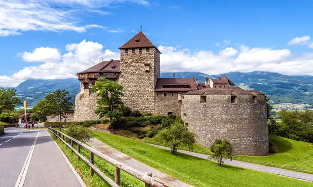 Liechtenstein Negara Kecil Seluas 160 Kilometer Persegi yang Terkurung Daratan