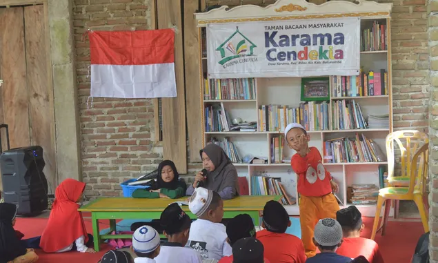 TBM Karama Cendekia: Tunas-tunas cendekiawan Bulukumba di lingkaran Al Quran, Bahasa Inggris dan buku-buku
