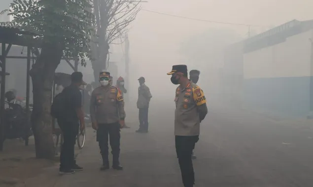 Dirikan Posko dan Atur Lalulintas, Ratusan Polisi Disebar di Lokasi Kebakaran TPA Rawa Kucing Kota Tangerang