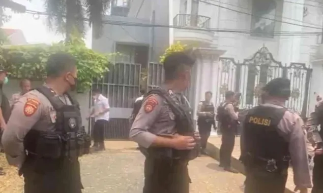 Dua Rumah Tetangga Ketua KPK di Bekasi Turut Digeledah Polisi