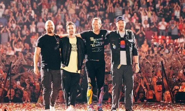 Konser Coldplay di Jakarta: Chris Martin di antara LGBT dan Synaesthesia
