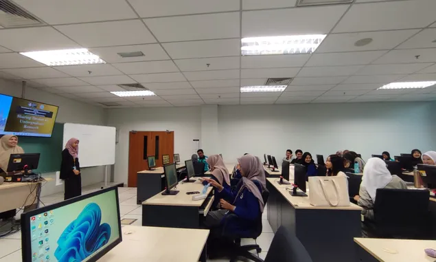 Dosen Fakultas MIPA Universitas Negeri Malang Jalin Kerjasama dengan  Universitas Teknologi Mara Malaysia