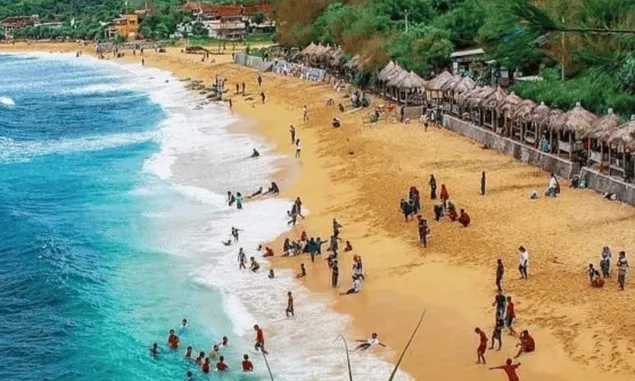 Gratis Tiket Masuk, Libur Tahun Baru 2024 Destinasi Wisata Pantai Zakat Bengkulu Banjir Pengunjung 