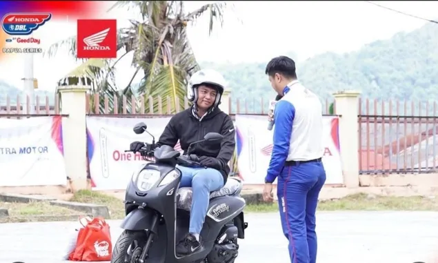 Astra Motor Papua Beri Edukasi Safety Riding Roadshow Honda DBL