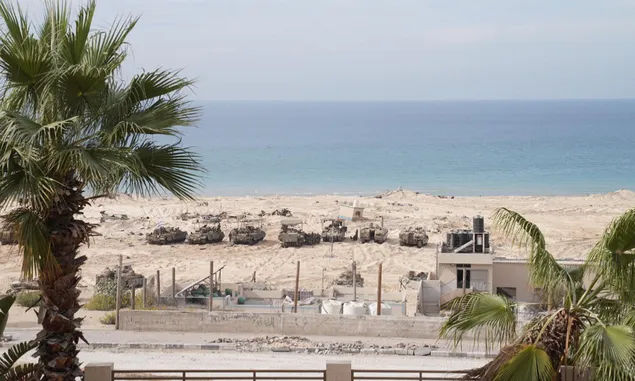 Persiapan Militer Israel Dekat Gaza: Pentingnya Solusi Damai dan Stabilitas Regional   