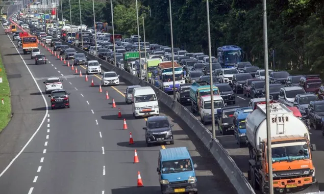 Kemarin Selama 11 Jam, Hari Ini One Way Arah Puncak ke Jakarta Berlaku Berapa Lama?