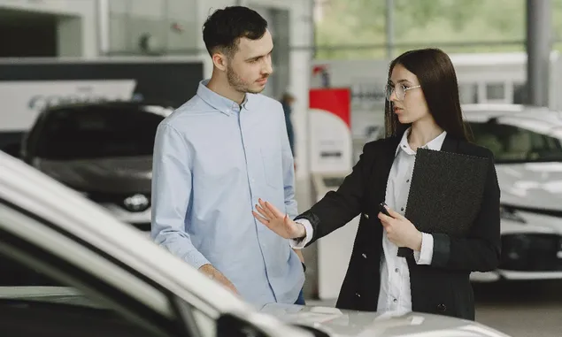 5 Hal yang Perlu Dipertimbangkan Sebelum Membeli Mobil Bekas dari Perorangan