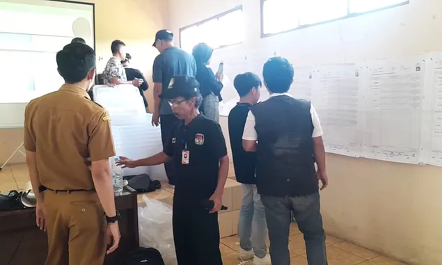 KPU Ciamis Pantau Penghitungan Suara Pemilu 2024 di Tingkat Kecamatan 