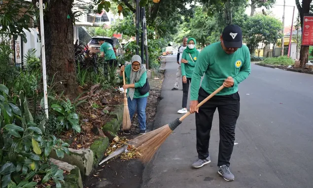 ASN Kota Bogor Sapu Jalan, Bima Arya: Ini Bentuk Apresiasi ke Pasukan Kuning