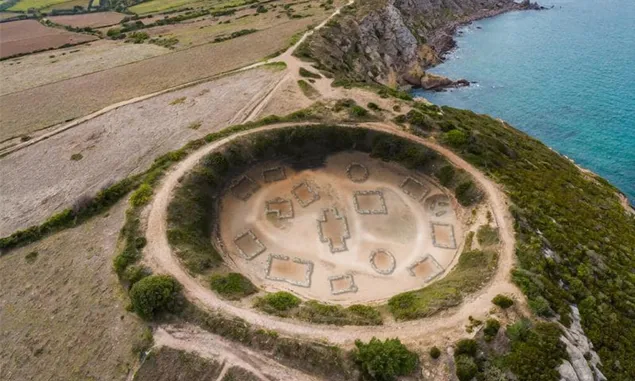 Desa Galia Berasal dari Zaman Besi dengan Bentuk Lingkaran Ditemukan di Prancis
