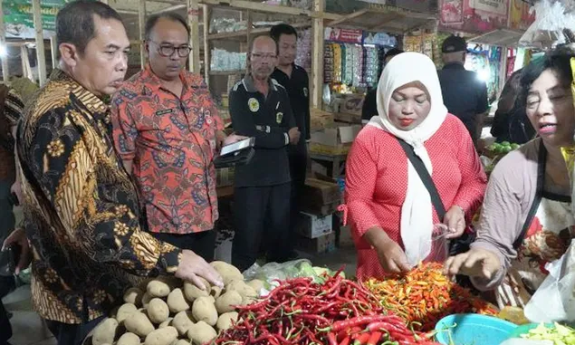 Antisipasi Lonjakan Harga, Pemerintah Kabupaten Madiun Gelar Operasi Pasar Jelang Lebaran