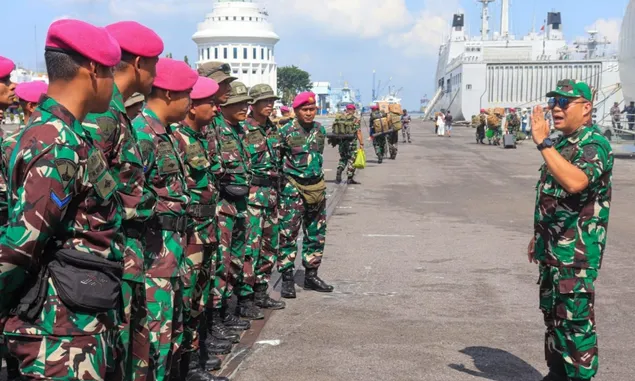 Prajurit Yonif 3 Marinir Laksanakan Embarkasi Personel dalam Mendukung Latihan Prasatgas Pamtas RI-PNG TH.2024