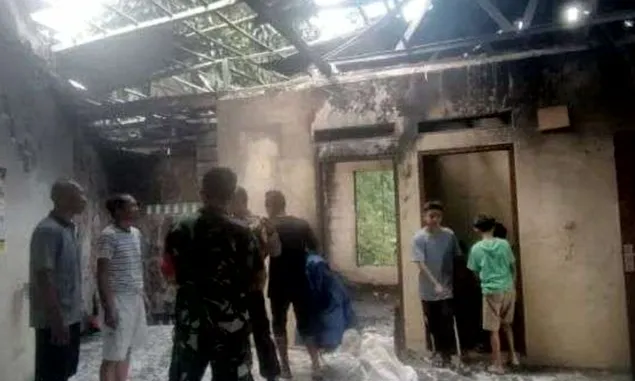 Ludes Dilalap Api, Rumah Warga di Megamendung Bogor Hangus Terbakar