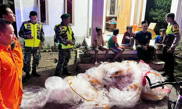 7 Balon Udara Disita! Polisi Tindak Tegas Penerbangan Balon Udara Liar di Tulungagung