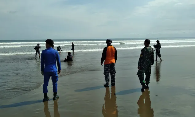 Pemuda Asal Ciamis Terseret Ombak di Pantai Pangandaran, 2 Orang Hilang