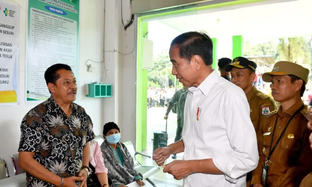 Tinjau RSUD Kondosapata Mamasa, Jokowi Dorong Pembangunan SDM dan Fasilitas Kesehatan