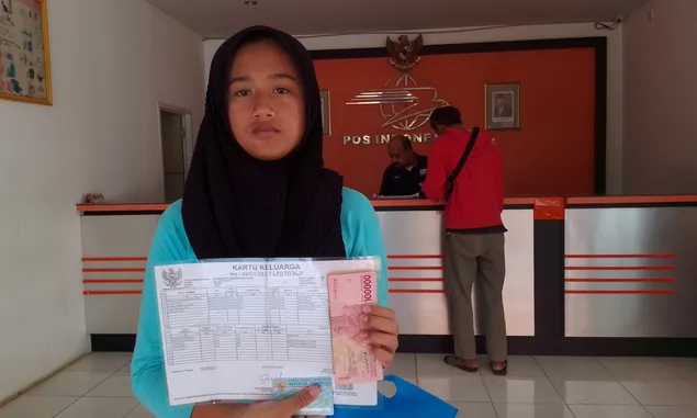 Kembali Cair, Pos Indonesia Limbangan Salurkan Bansos BPNT dan PKH