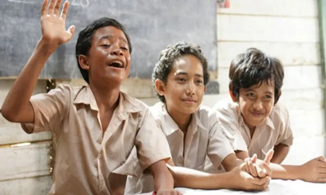 Menggugah! Inilah 8 Film Indonesia Bertemakan Pendidikan yang Menginspirasi