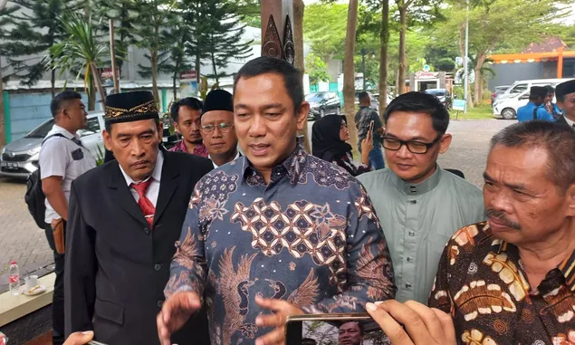 Mantan Wali Kota Semarang Hendrar Prihadi Enggan Bahas Pilkada Meski Elektabilitas Tinggi