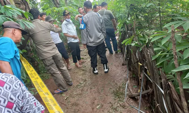 Tubuh Ditutupi karung, Warga Digegerkan Penemuan Mayat ABG di Kebun Singkong