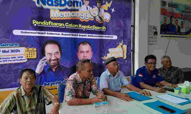 Mantan Wagub Babel Siap Maju di Pilkada Belitung 2024, Ambil Formulir di Nasdem Belitung