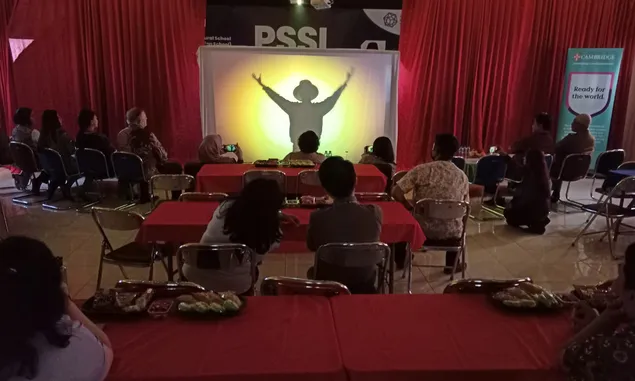 Road Show PSSI 2024: Mempererat Kemitraan Pendidikan di Surabaya