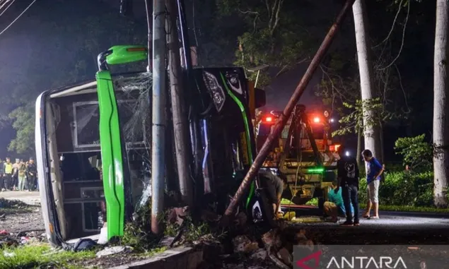 Diduga Rem Blong dan Tak Miliki Izin Angkutan, Ini Kronologi Lengkap Kecelakaan Bus di Subang Jawa Barat