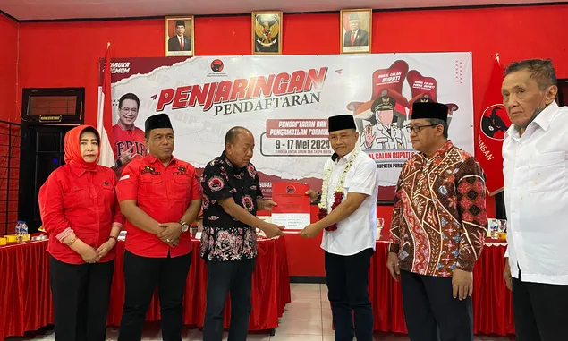 Wakil Sekretaris DPP Perindo Ken Ragil Daftar Cawabup ke PDIP Purbalingga