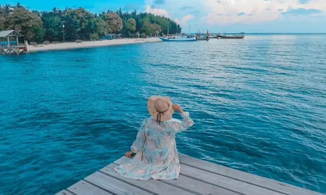 Rekomendasi Penginapan Dekat Pantai Daerah Banten, Cocok Buat Tahun Baruan Bareng Pasangan