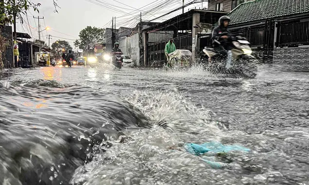 Tindakan Yang Perlu Dilakukan Pada Motor Yang Terendam Banjir