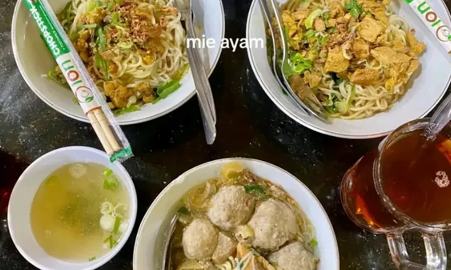 5 Warung Bakso Hits di Solo yang Rasanya Enak dan Lokasinya di Pusat Kota