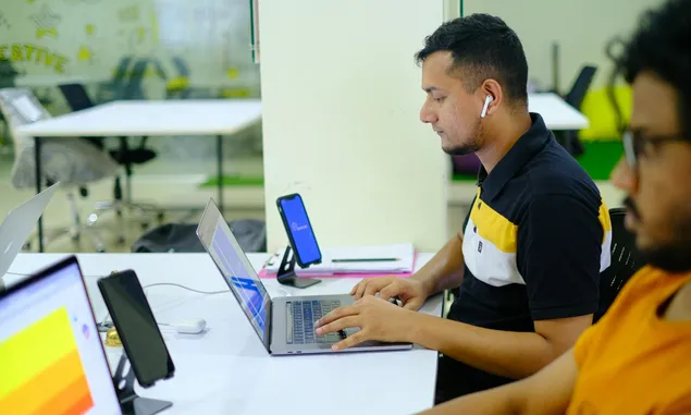 Magang ‘Dimanfaatkan’ Perusahaan untuk Gaji Murah Karyawan 