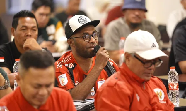Persipura Bertolak ke Jogja Menggelar TC, Jansen Kareth Berikan Apresiasi dan Sampaikan Hal ini Kepada Sponsor