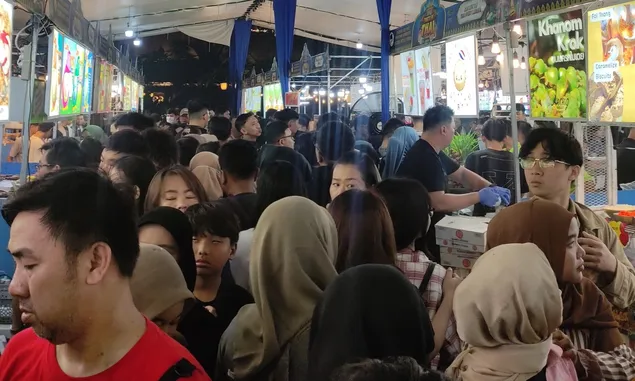 Hari Kedua “Taste of Thai” di GAIA Bumi Raya City, Warga Pontianak Padati Booth Kuliner Hingga Malam
