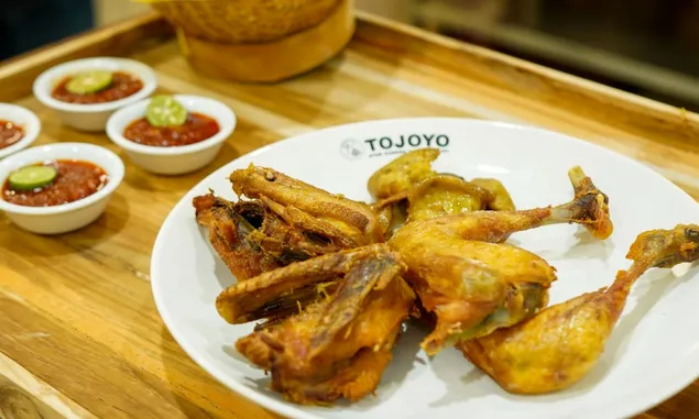 Menjelajah Malioboro, Singgah di Tojoyo: Sajian Legendaris di Kota Kuliner Yogyakarta   