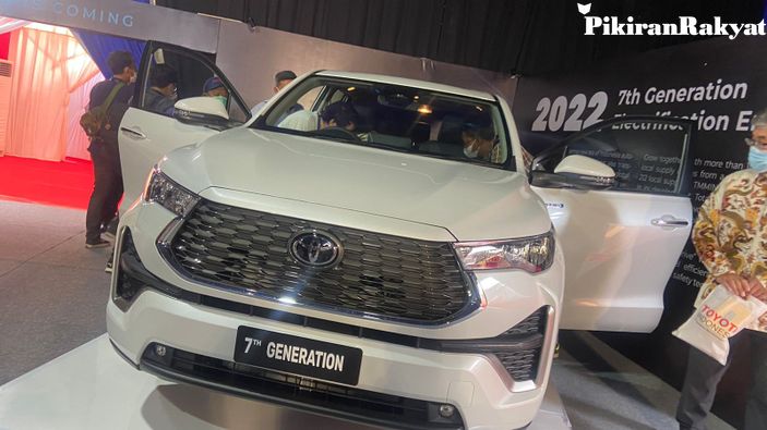 Toyota Innova Zenix Terjual 14.000 Unit, Inden Tembus Setengah Tahun