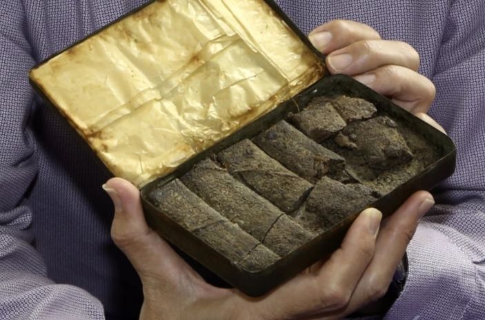 Cokelat Berumur Ratusan Tahun Tak Sengaja Ditemukan di Loteng, Kini Dijual Miliaran Rupiah