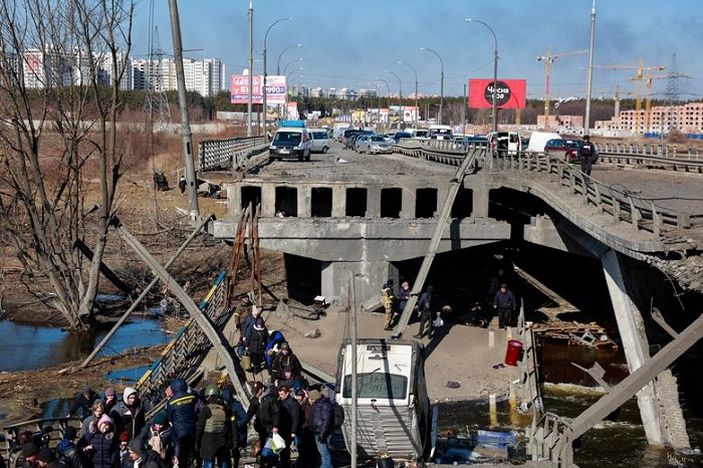 Sejumlah Ledakan Kembali Muncul di Kyiv Sehari Setelah Vladimir Putin Salahkan Ukraina Atas Hancurnya Jembatan