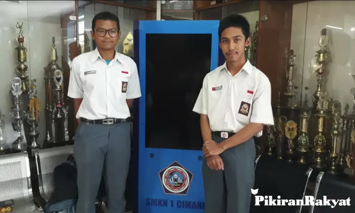 Duo Naufal Dari SMKN 1 Cimahi Raih Nilai UN Tertinggi Di Jawa Barat